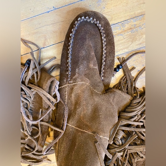 Minnetonka Suede Fringe Boots - Picture 5 of 8
